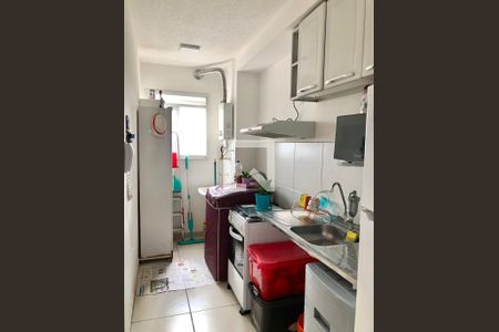 Apartamento à venda com 55m², 2 quartos e 1 vaga Apartamento à venda com 55m², 2 quartos e 1 vagaCozinha e Área de Serviço