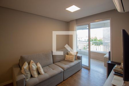 Sala de estar de apartamento à venda com 3 quartos, 81m² em Vila Isa, São Paulo