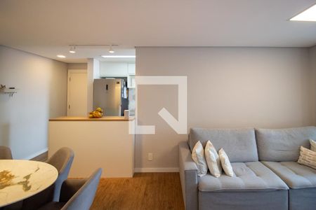 Sala de estar de apartamento à venda com 3 quartos, 81m² em Vila Isa, São Paulo