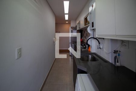 Apartamento à venda com 81m², 3 quartos e 1 vagaÁrea de Serviço