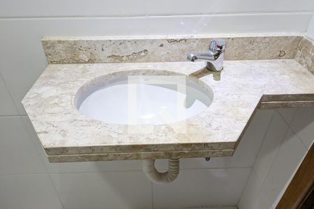 Apartamento à venda com 69m², 2 quartos e 1 vaga Apartamento à venda com 69m², 2 quartos e 1 vagaBanheiro da suíte