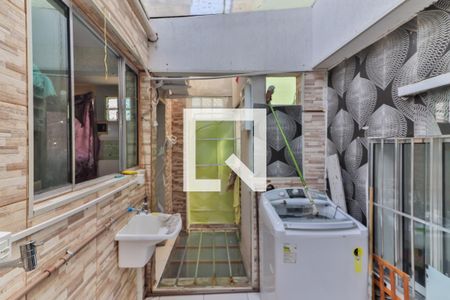 Casa à venda com 142m², 3 quartos e 2 vagas