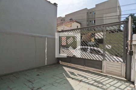 Casa à venda com 213m², 2 quartos e 2 vagas Casa à venda com 213m², 2 quartos e 2 vagasGaragem