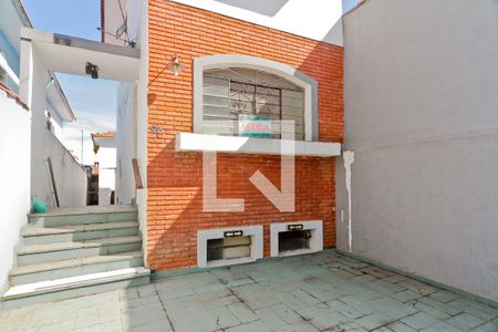 Casa à venda com 213m², 2 quartos e 2 vagas Casa à venda com 213m², 2 quartos e 2 vagasGaragem