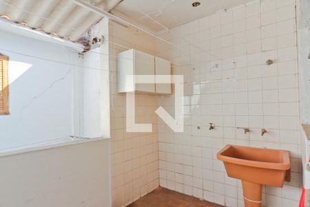 Casa à venda com 213m², 2 quartos e 2 vagas Casa à venda com 213m², 2 quartos e 2 vagasÁrea de Serviço