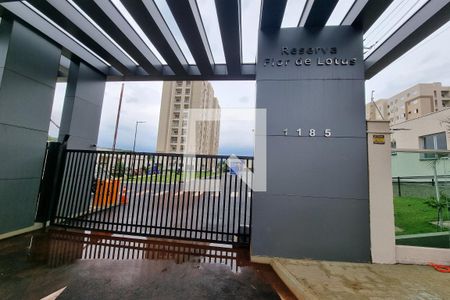 Apartamento para alugar com 48m², 2 quartos e 1 vaga Apartamento para alugar com 48m², 2 quartos e 1 vagaFachada