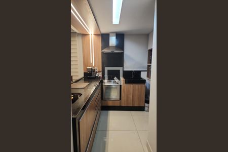 Apartamento para alugar com 70m², 2 quartos e 2 vagascozinha
