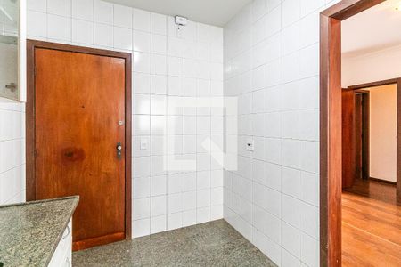 Apartamento para alugar com 191m², 3 quartos e 2 vagas Apartamento para alugar com 191m², 3 quartos e 2 vagasCozinha