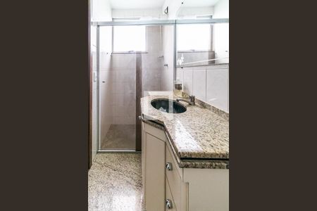 Apartamento para alugar com 191m², 3 quartos e 2 vagas Apartamento para alugar com 191m², 3 quartos e 2 vagasBanheiro da Suíte