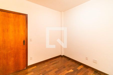Apartamento para alugar com 191m², 3 quartos e 2 vagas Apartamento para alugar com 191m², 3 quartos e 2 vagasQuarto 2