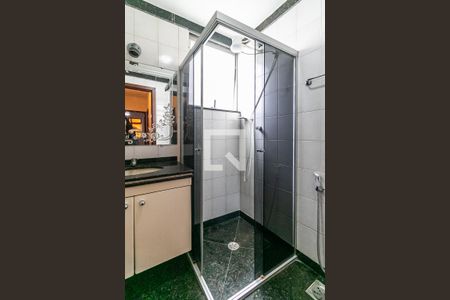 Apartamento para alugar com 191m², 3 quartos e 2 vagas Apartamento para alugar com 191m², 3 quartos e 2 vagasBanheiro Social