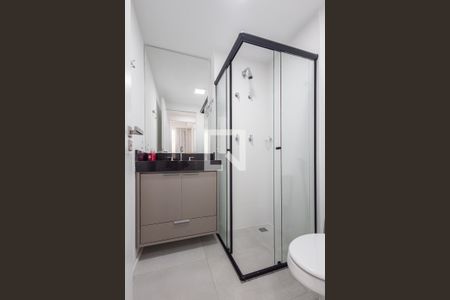 Banheiro de apartamento para alugar com 2 quartos, 55m² em Pinheiros, São Paulo