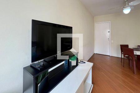 Sala de apartamento para alugar com 1 quarto, 44m² em Indianópolis, São Paulo