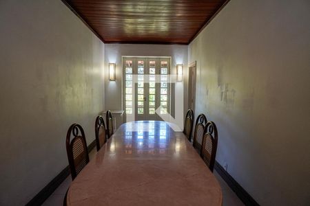 Sala de casa à venda com 3 quartos, 250m² em Vila Progresso, Niterói
