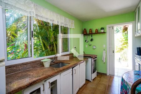 Casa à venda com 250m², 3 quartos e 1 vagaCozinha