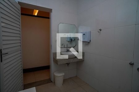 Casa à venda com 250m², 3 quartos e 1 vagaBanheiro