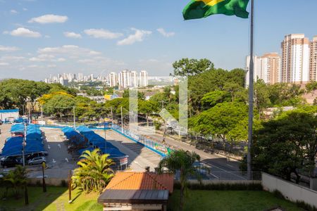 Vista de apartamento para alugar com 3 quartos, 78m² em Jaguaré, São Paulo