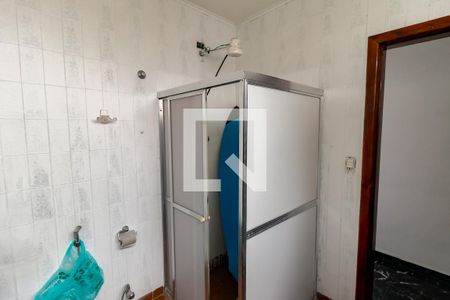 Casa à venda com 274m², 3 quartos e 3 vagasBanheiro Corredor