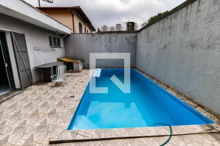 Casa à venda com 274m², 3 quartos e 3 vagasPiscina