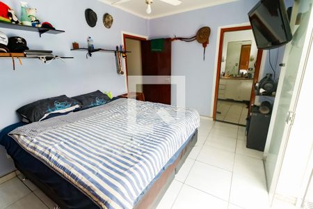 Casa à venda com 274m², 3 quartos e 3 vagasSuíte