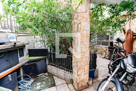 Casa à venda com 274m², 3 quartos e 3 vagasGaragem - Jardim