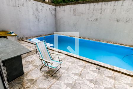 Casa à venda com 274m², 3 quartos e 3 vagasPiscina