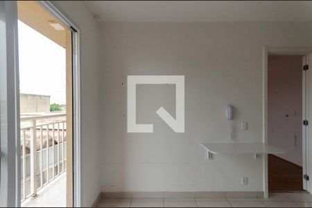 Sala de kitnet/studio para alugar com 1 quarto, 32m² em Vila Palmeiras, São Paulo