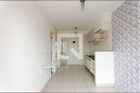 Sala de kitnet/studio para alugar com 1 quarto, 32m² em Vila Palmeiras, São Paulo
