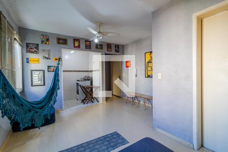Sala/Quarto de kitnet/studio para alugar com 1 quarto, 26m² em Centro Histórico, Porto Alegre