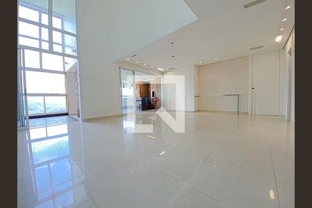 Apartamento à venda com 3 quartos, 220m² em Vila Castela, Nova Lima