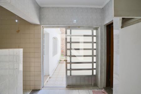 Casa à venda com 300m², 6 quartos e 2 vagas Casa à venda com 300m², 6 quartos e 2 vagasLavanderia