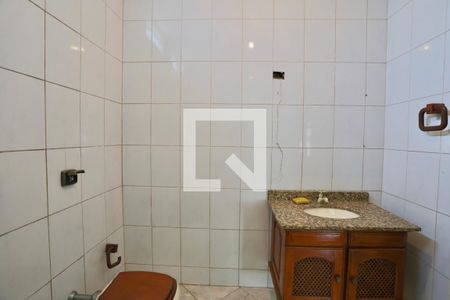 Casa à venda com 300m², 6 quartos e 2 vagas Casa à venda com 300m², 6 quartos e 2 vagasBanheiro Quarto 6