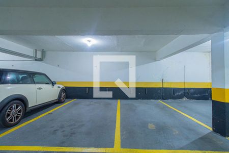 Garagem de apartamento para alugar com 2 quartos, 79m² em Cerqueira César, São Paulo
