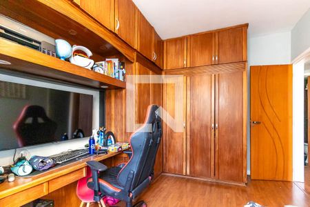 Apartamento à venda com 114m², 3 quartos e 1 vagaQuarto 2