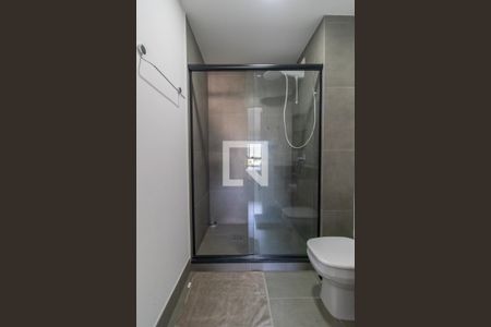 Banheiro de apartamento para alugar com 1 quarto, 53m² em Teresópolis, Porto Alegre
