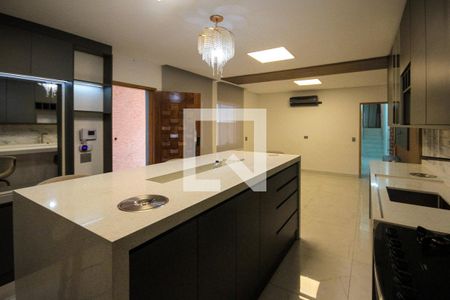 Cozinha  de casa à venda com 3 quartos, 150m² em Vila Ema, São Paulo