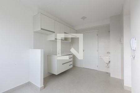 Sala / Cozinha de apartamento à venda com 2 quartos, 33m² em Itaquera, São Paulo