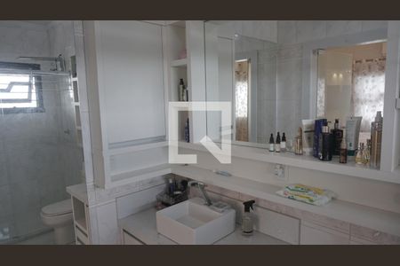 Banheiro 1 de casa à venda com 3 quartos, 212m² em São Jorge, Novo Hamburgo