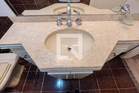 Apartamento à venda com 163m², 3 quartos e 1 vagaBanheiro