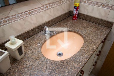 Apartamento para alugar com 65m², 2 quartos e 1 vaga Apartamento para alugar com 65m², 2 quartos e 1 vagaBanheiro