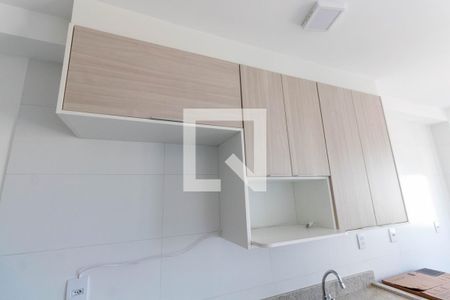 Apartamento para alugar com 42m², 2 quartos e sem vaga Apartamento para alugar com 42m², 2 quartos e sem vagaCozinha - Armários