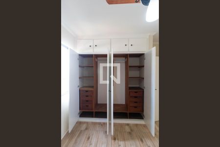 Apartamento para alugar com 80m², 2 quartos e 1 vagaQuarto 02 - Armário