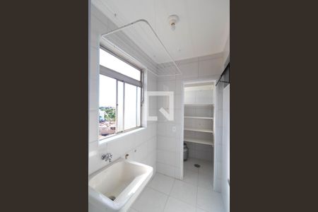 Apartamento para alugar com 80m², 2 quartos e 1 vagaÁrea de Serviço