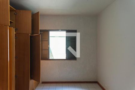 Casa à venda com 250m², 4 quartos e 3 vagas Casa à venda com 250m², 4 quartos e 3 vagasQuarto 1