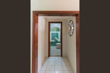 Casa à venda com 250m², 4 quartos e 3 vagas Casa à venda com 250m², 4 quartos e 3 vagasBanheiro