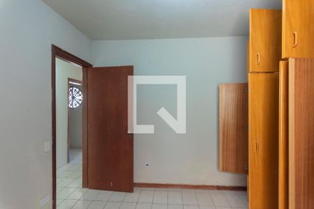 Casa à venda com 250m², 4 quartos e 3 vagas Casa à venda com 250m², 4 quartos e 3 vagasQuarto 1