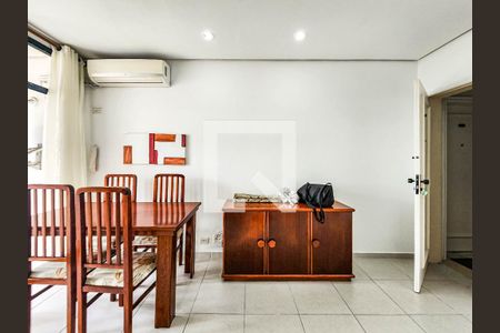 Detalhe Sala de apartamento para alugar com 1 quarto, 89m² em Embaré, Santos