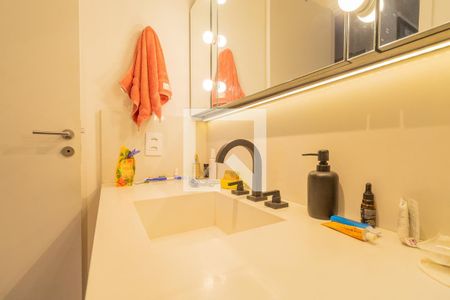 Apartamento à venda com 80m², 2 quartos e 2 vagasBanheiro 2