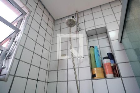 Banheiro de apartamento para alugar com 2 quartos, 60m² em Conjunto Habitacional Padre Manoel da Nóbrega, São Paulo