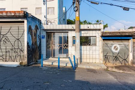 Apartamento para alugar com 58m², 2 quartos e sem vagaFachada